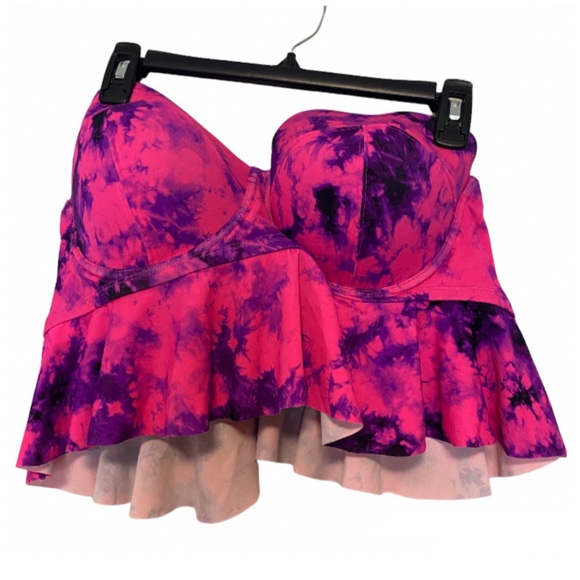 SOLD❌Torrid Purple Hot Pink Purple Tie Dye Peplum Bikini Swim Top - Picture 2 of 7